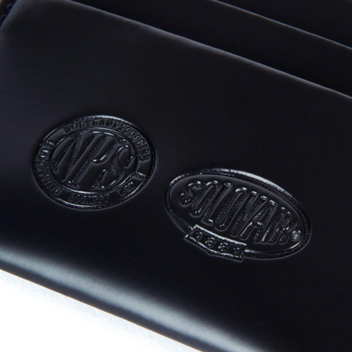 Vegan Card & Cash Holder - Image 3
